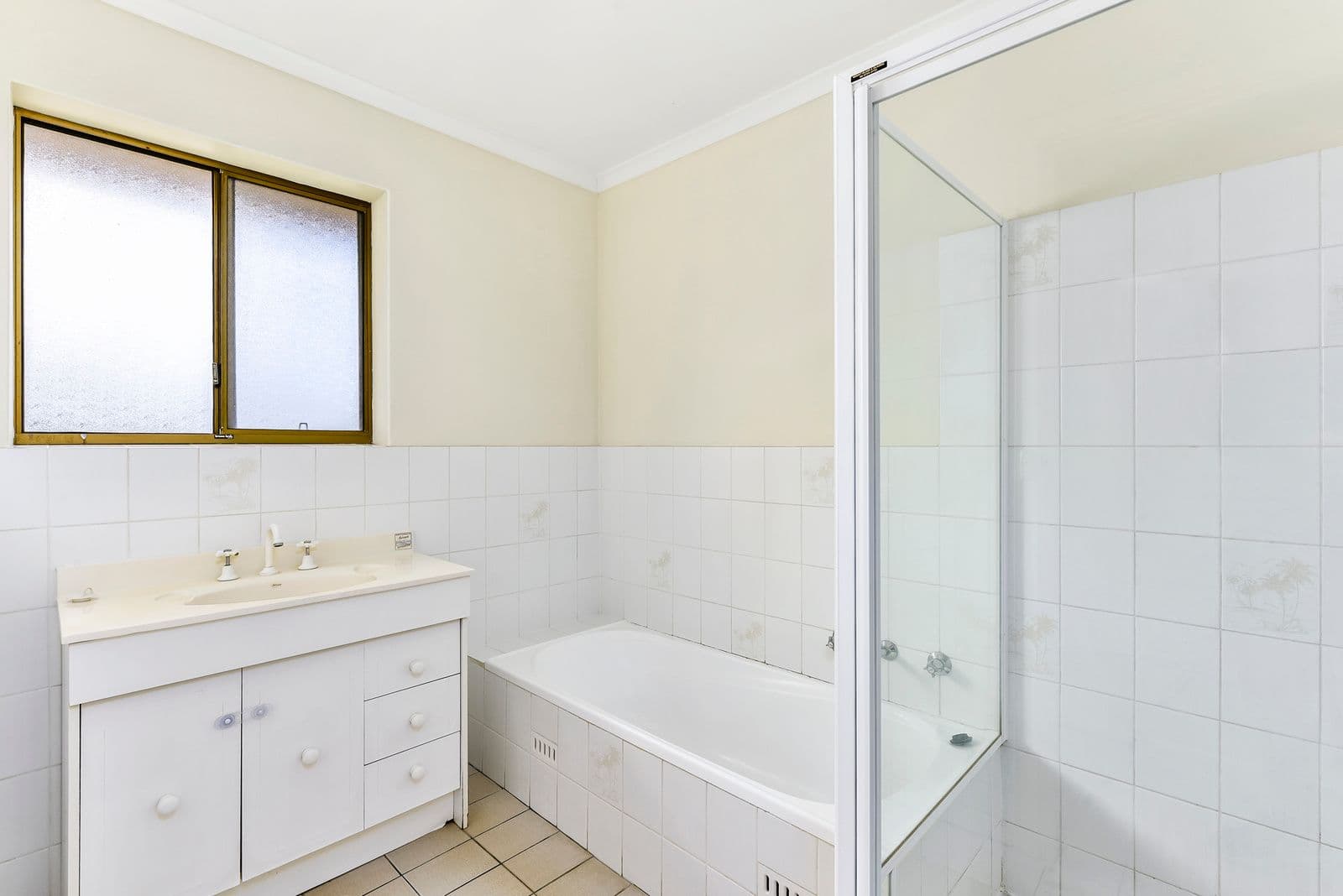 28 Derwent Court, Mount Gambier SA 5290, Mount Gambier - Thumbnail 8
