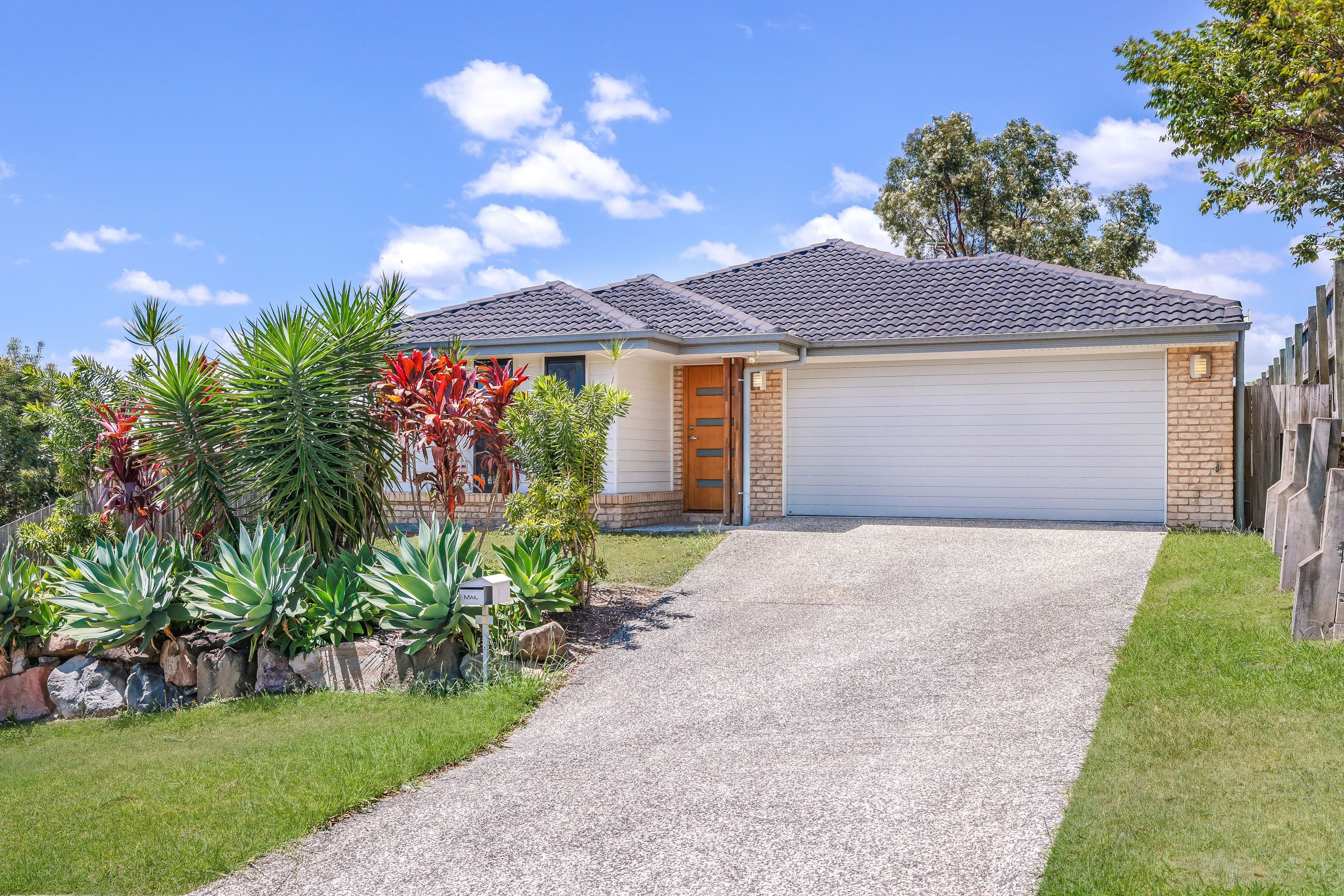 5 Hasemann Crescent, Upper Coomera QLD 4209, Upper Coomera - Thumbnail 2