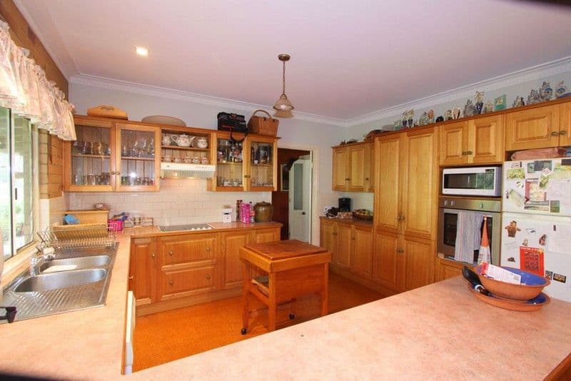 70 Cummins Road, BRANYAN QLD 4670, Branyan - Thumbnail 2