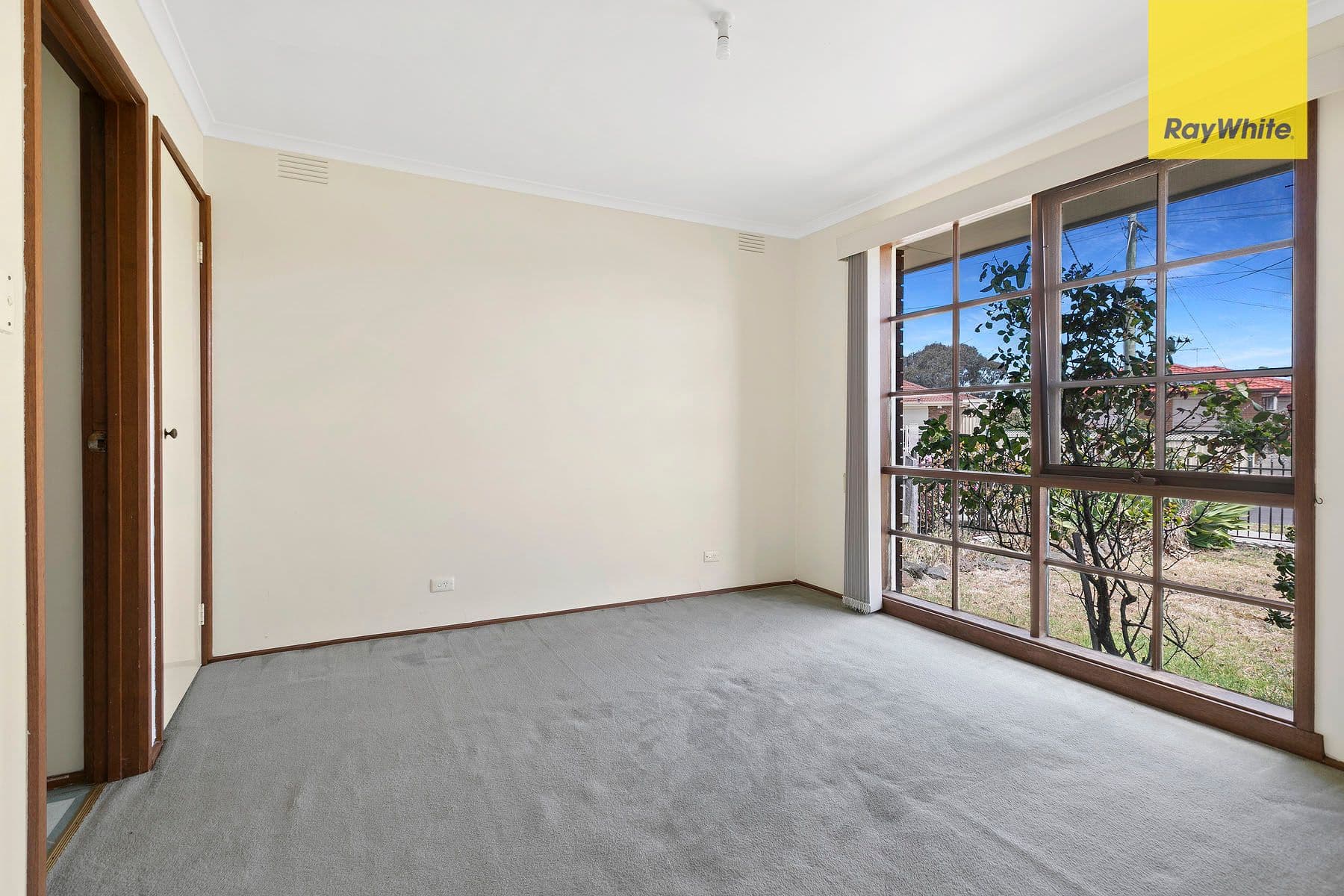 82 Denton Avenue, St Albans VIC 3021, St Albans - Thumbnail 5