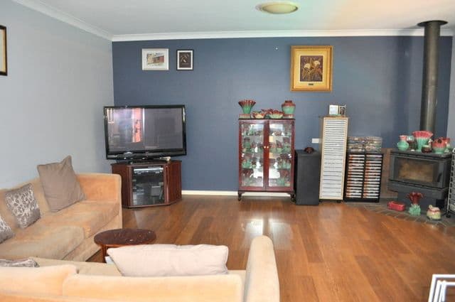 40 Balmoral Crescent, LAKE ALBERT NSW 2650, Lake Albert - Thumbnail 5