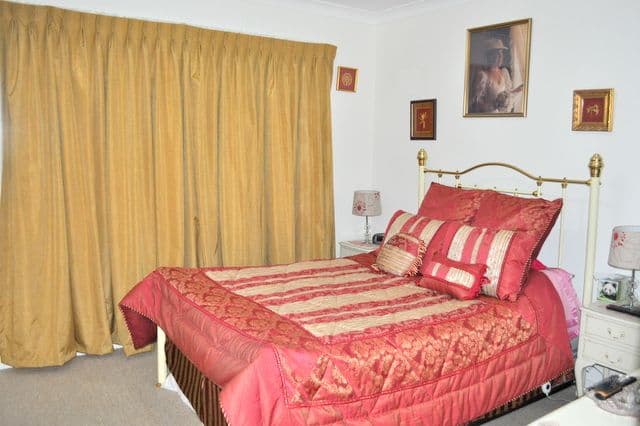 40 Balmoral Crescent, LAKE ALBERT NSW 2650, Lake Albert - Thumbnail 8