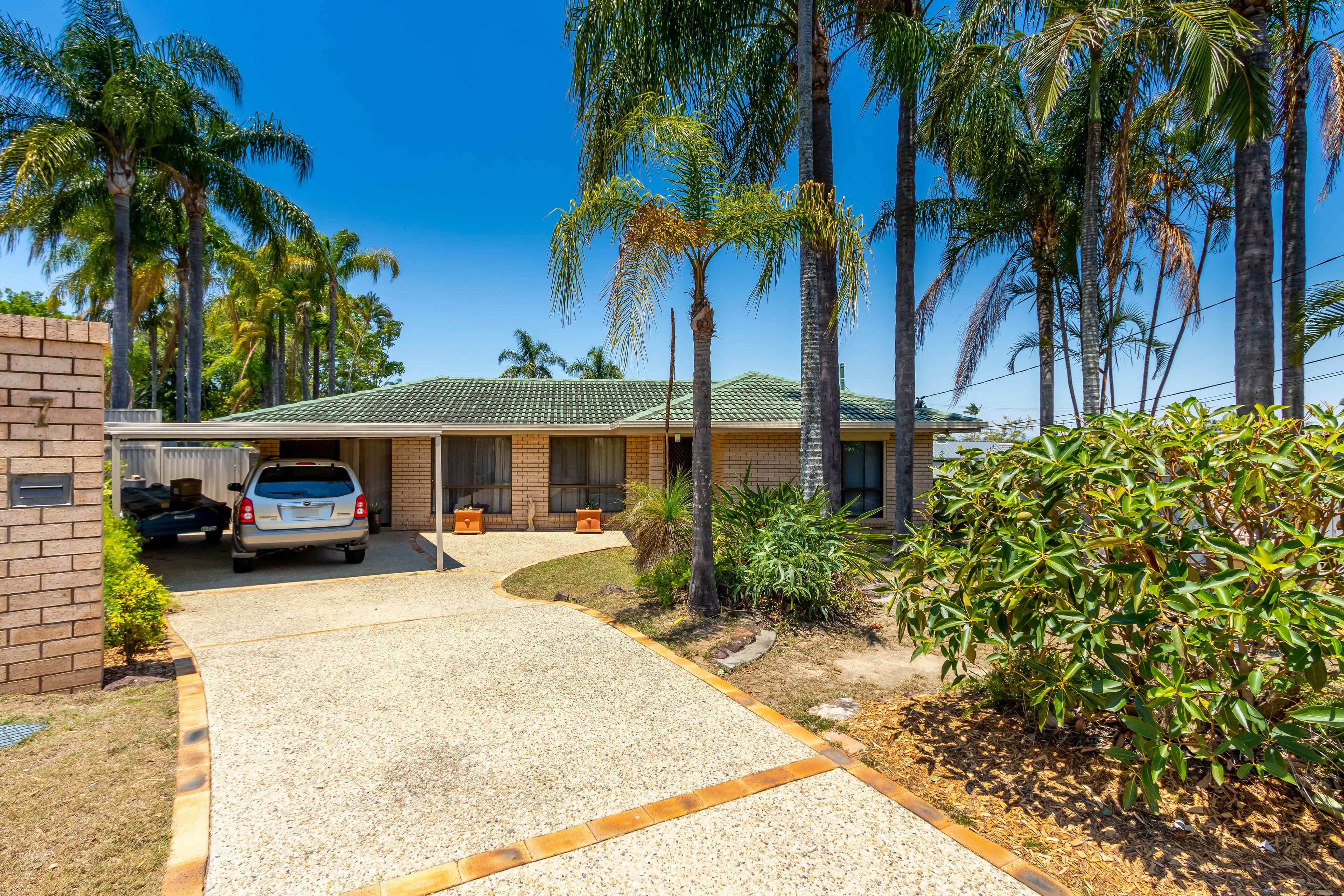 7 Jendi Court, Springwood QLD 4127, Springwood - Thumbnail 2