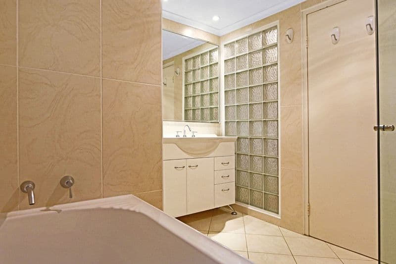 127 Burns Bay Road, LANE COVE NSW 2066, Lane Cove - Thumbnail 5