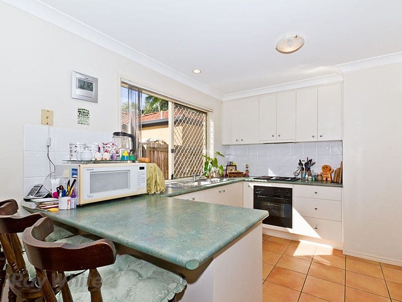 8 Pintail Crescent, FOREST LAKE QLD 4078, Forest Lake - Thumbnail 2