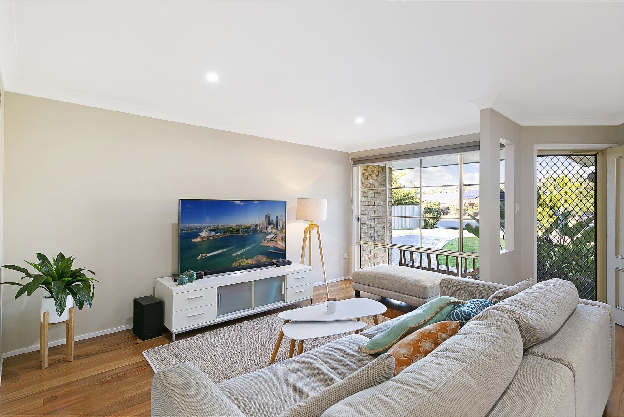 15 Lorraine Avenue, Berkeley Vale - Thumbnail 4