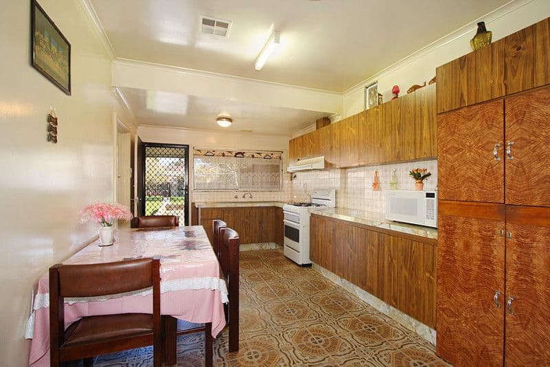 196 Haughton Road, OAKLEIGH SOUTH VIC 3167, Oakleigh South - Thumbnail 3