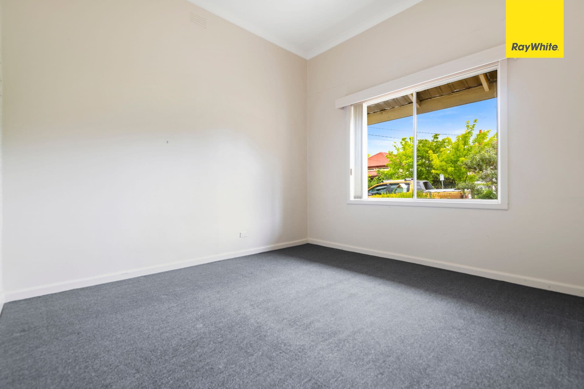 22 Gallant Street, Footscray VIC 3011, Footscray - Thumbnail 2