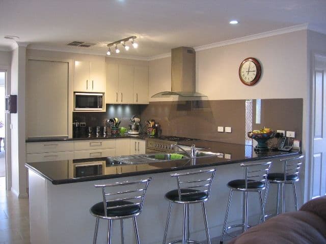 1B McCarthy, Yarrawonga VIC 3730, Yarrawonga - Thumbnail 2