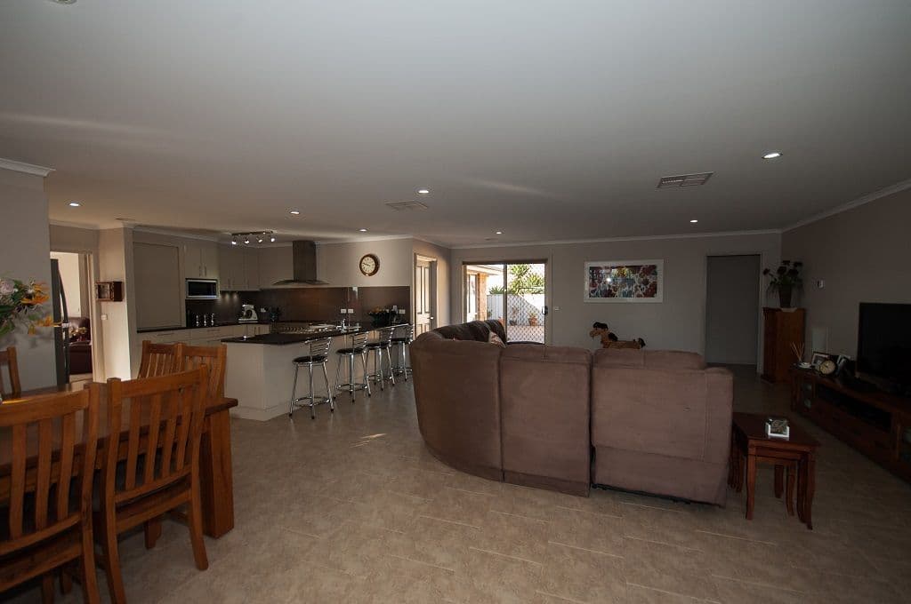1B McCarthy, Yarrawonga VIC 3730, Yarrawonga - Thumbnail 3