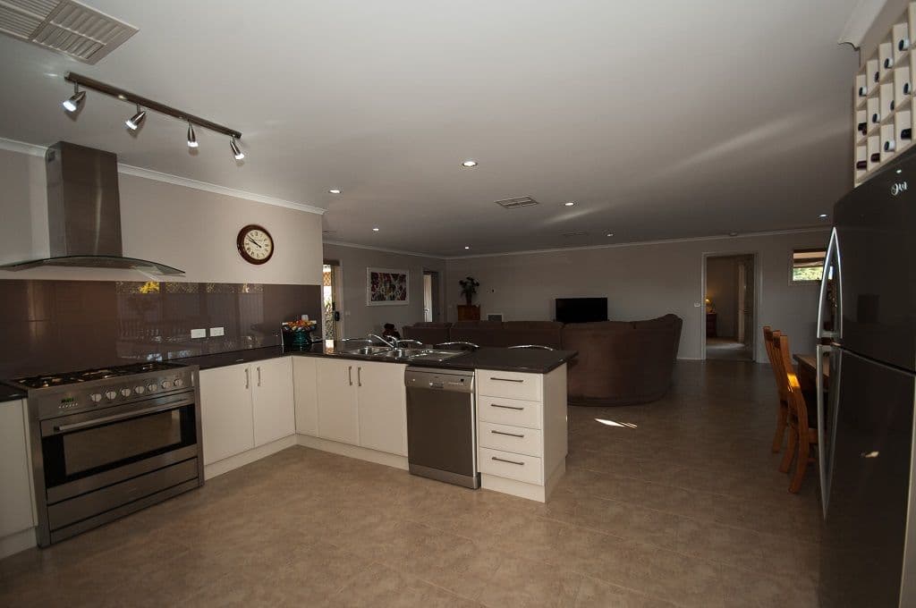 1B McCarthy, Yarrawonga VIC 3730, Yarrawonga - Thumbnail 8