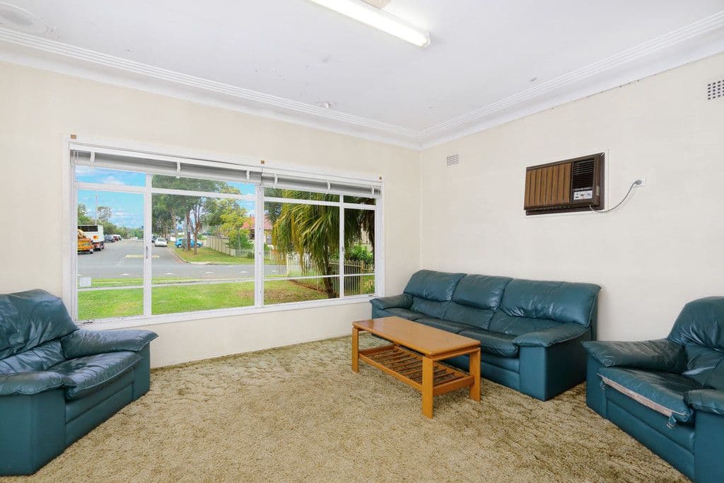 59 Clarence Street, Merrylands - Thumbnail 3