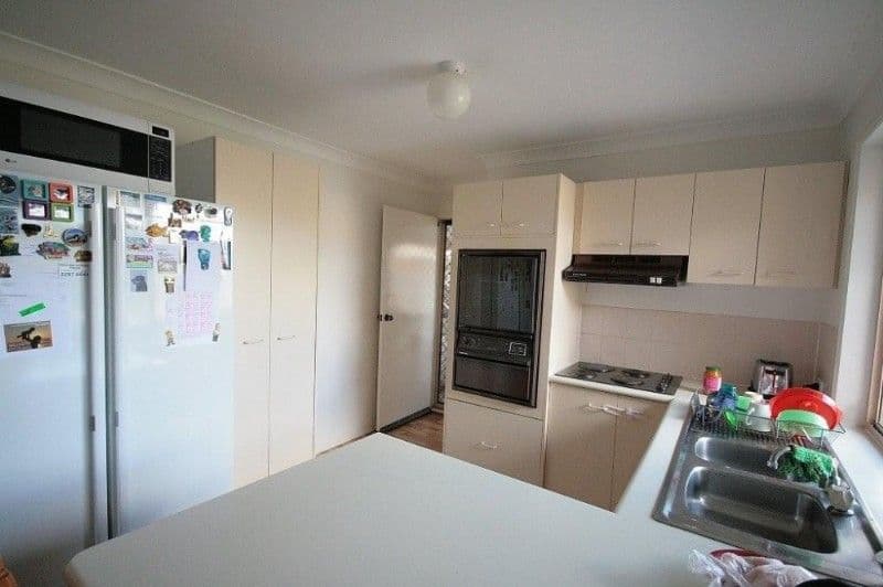 12 Hanlon Street, TANAH MERAH QLD 4128, Tanah Merah - Thumbnail 4