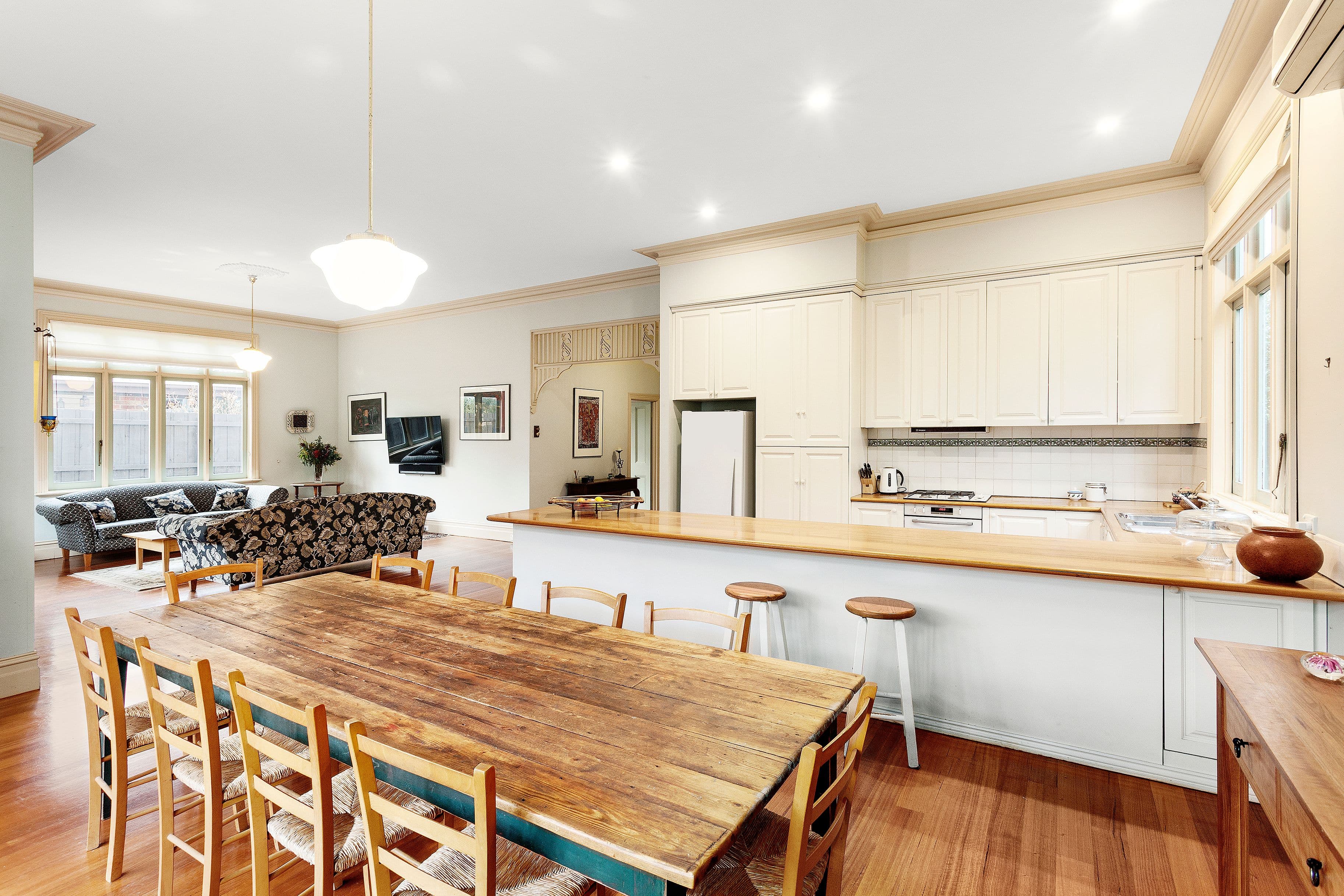 8 Mile End Road, Carnegie VIC 3163, Carnegie - Thumbnail 4