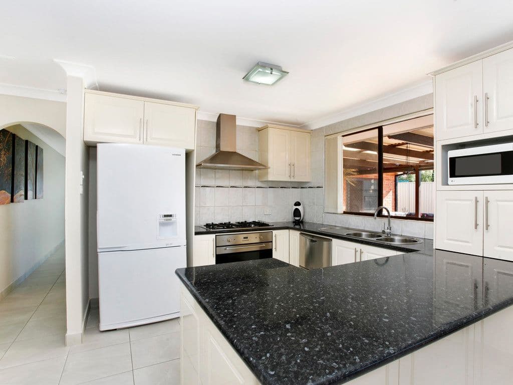 6 Collie Place, Bonnyrigg - Thumbnail 3