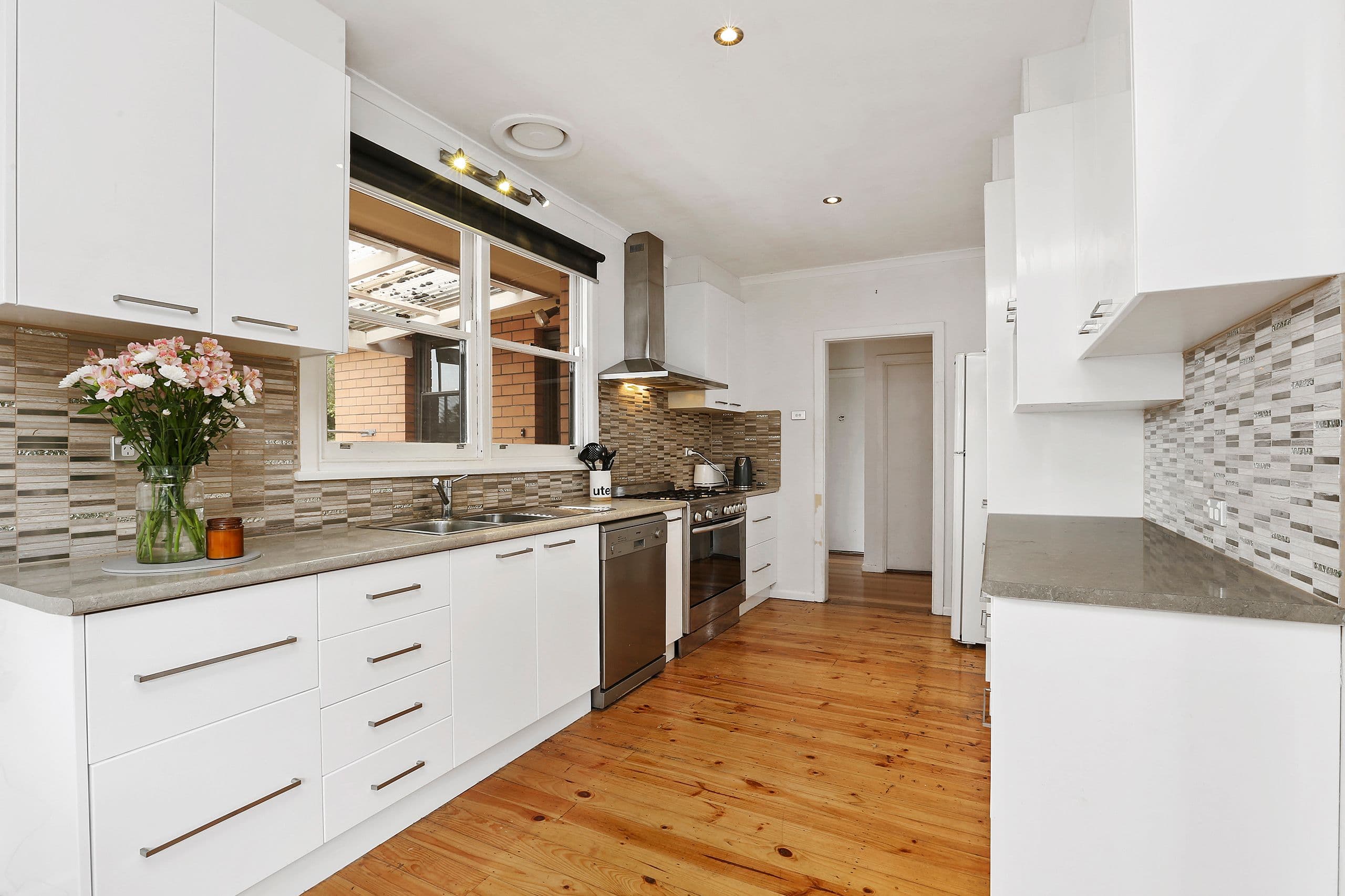 1 Kinther Court, Highton VIC 3216, Highton - Thumbnail 8