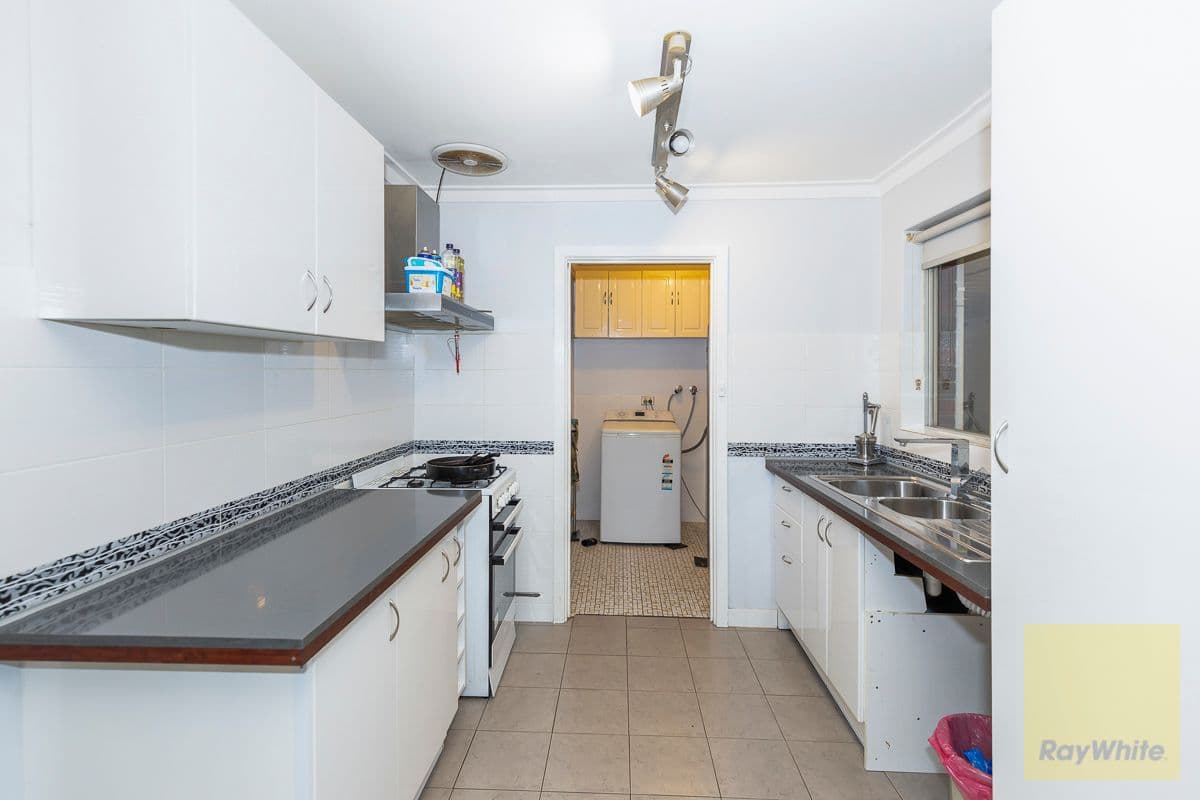 7 Gilchrist Street, Kenwick WA 6107, Kenwick - Thumbnail 4