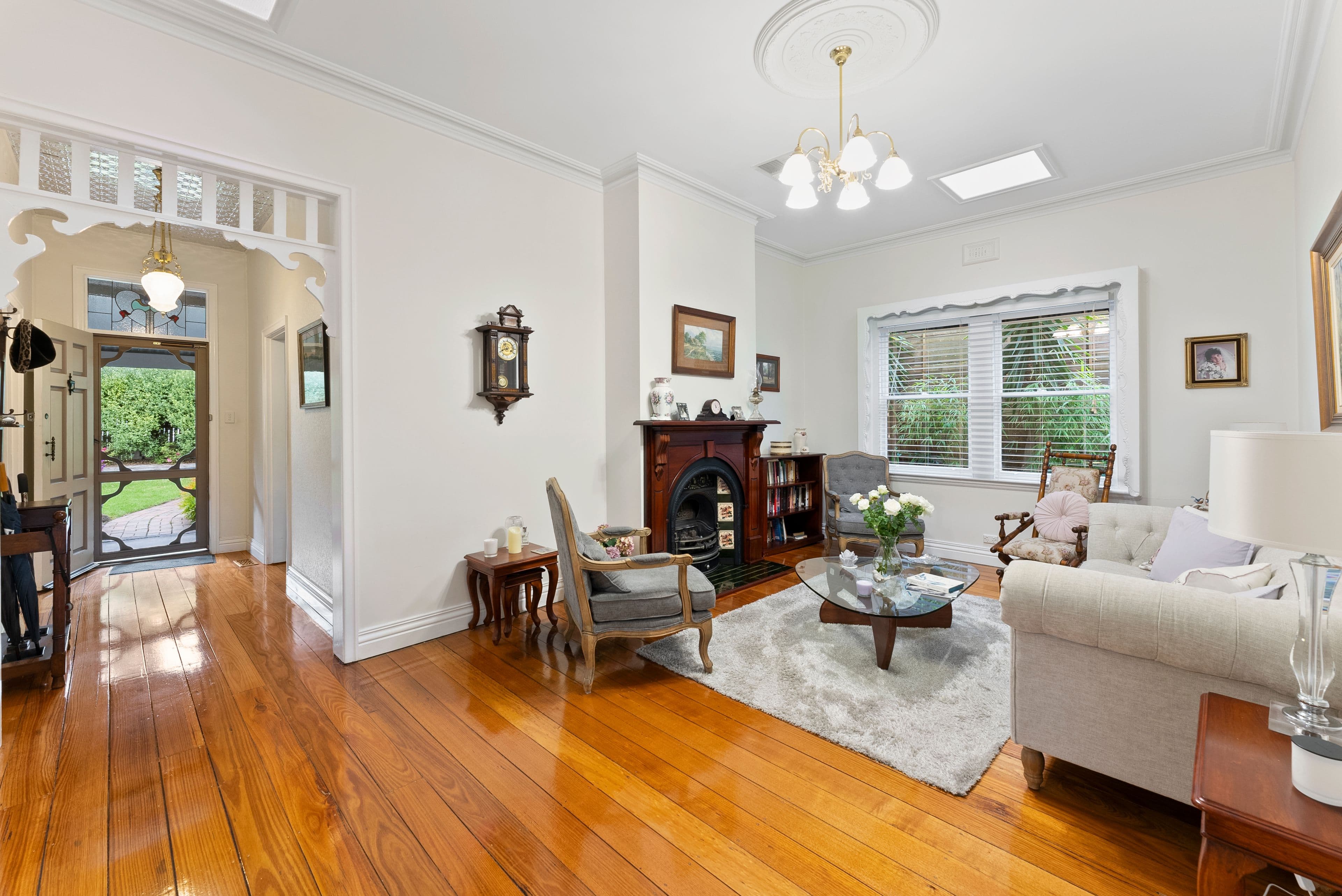 2 Evelyn Road, Ringwood North VIC 3134, Ringwood North - Thumbnail 2