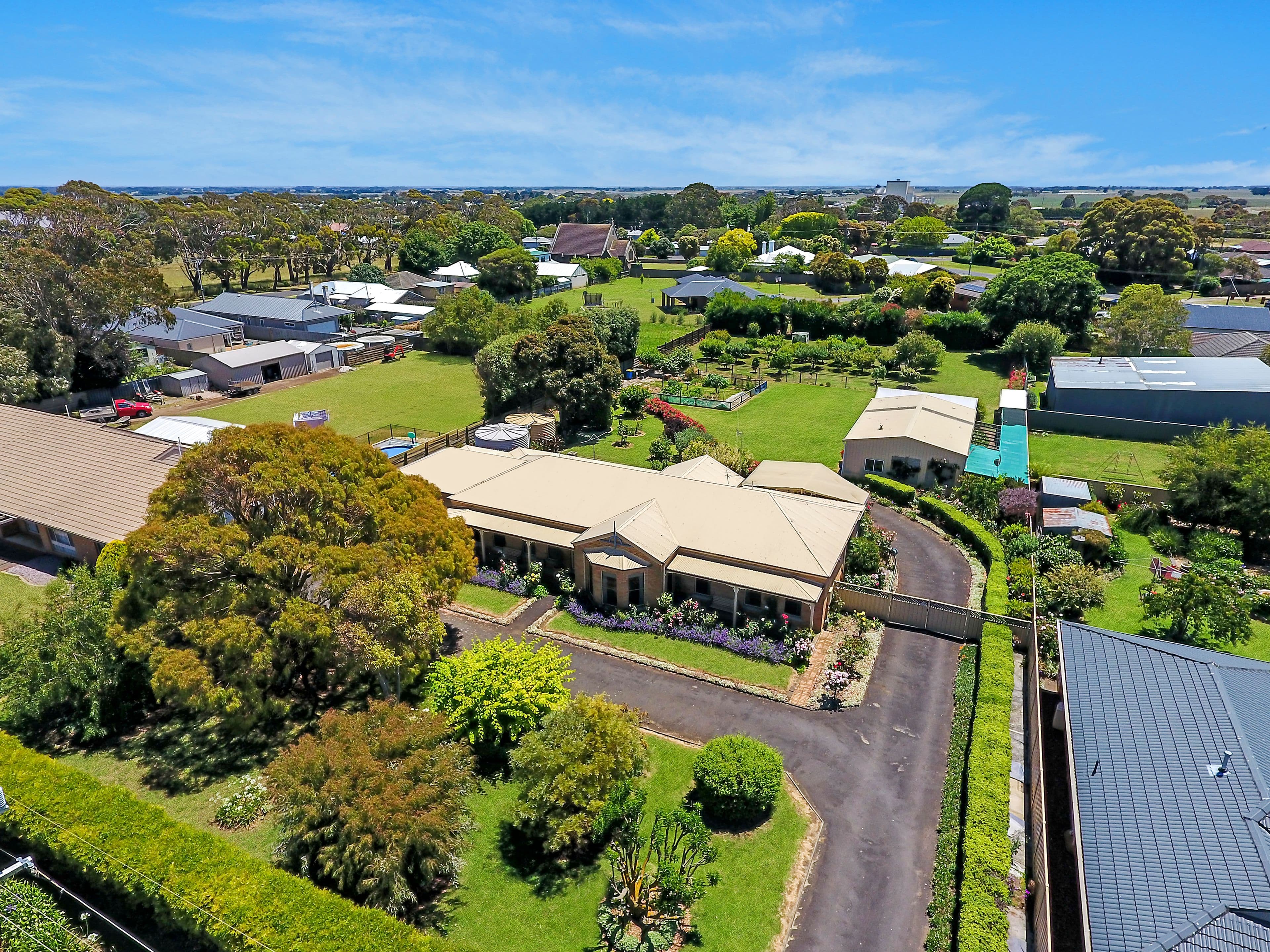 12 Anne Street, Koroit VIC 3282, Koroit - Thumbnail 3