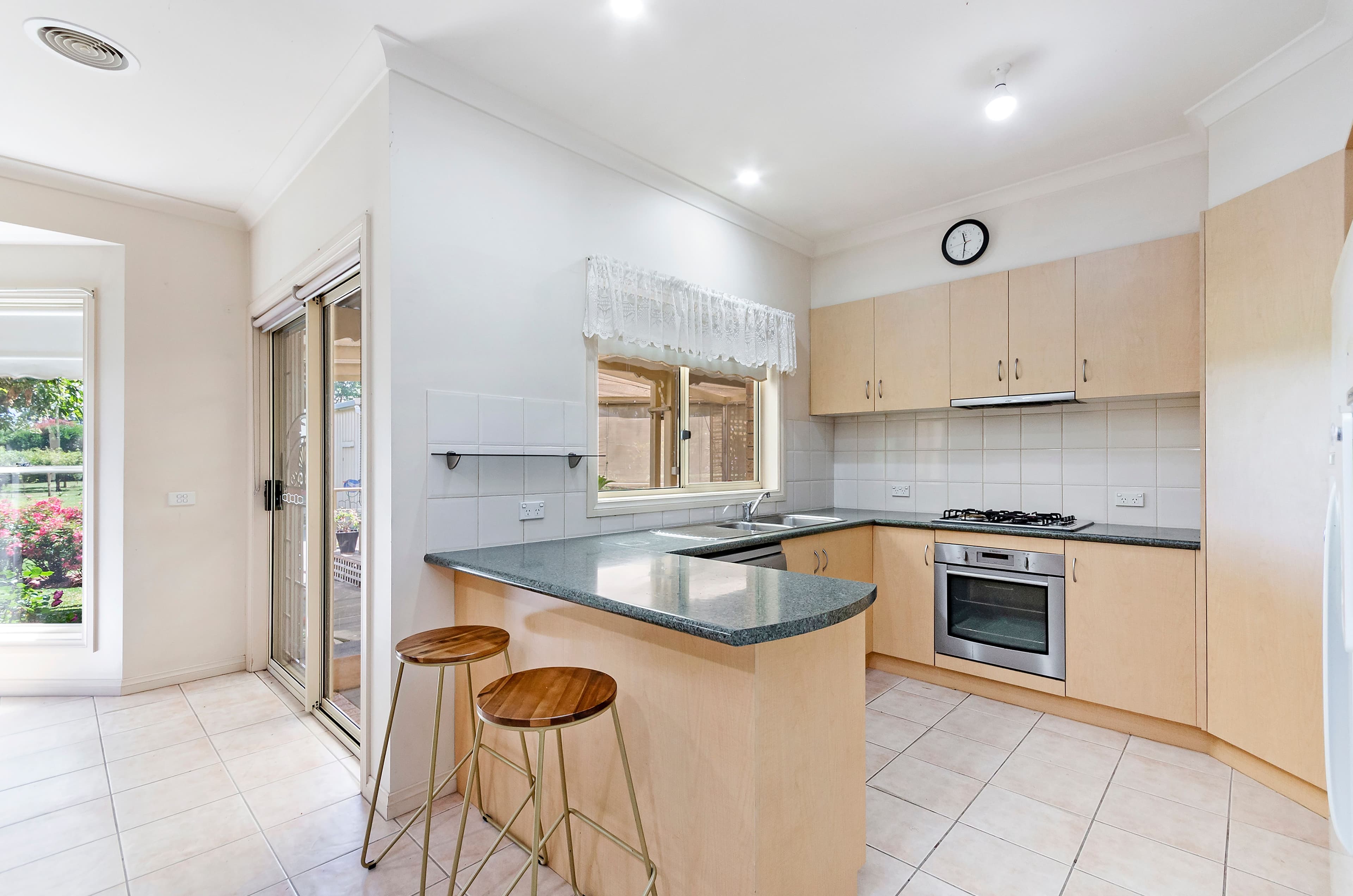 12 Anne Street, Koroit VIC 3282, Koroit - Thumbnail 5