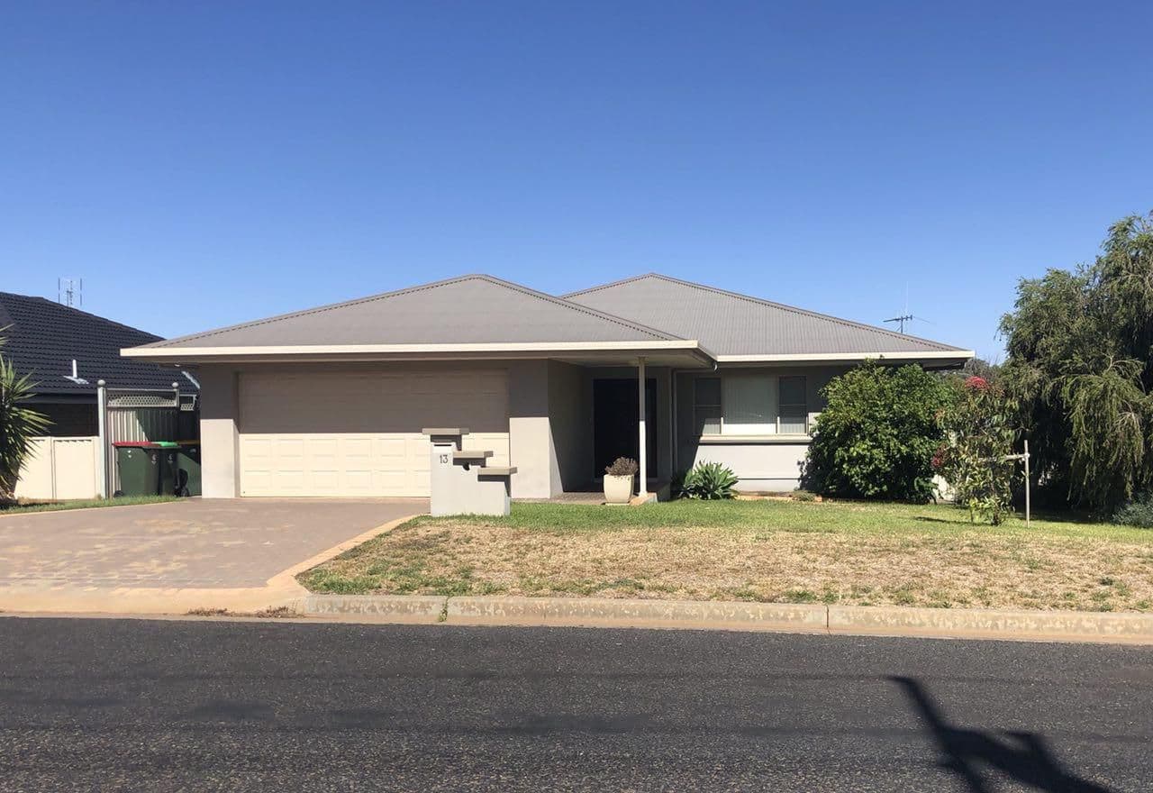 13 Koala Street, Parkes - Image 1