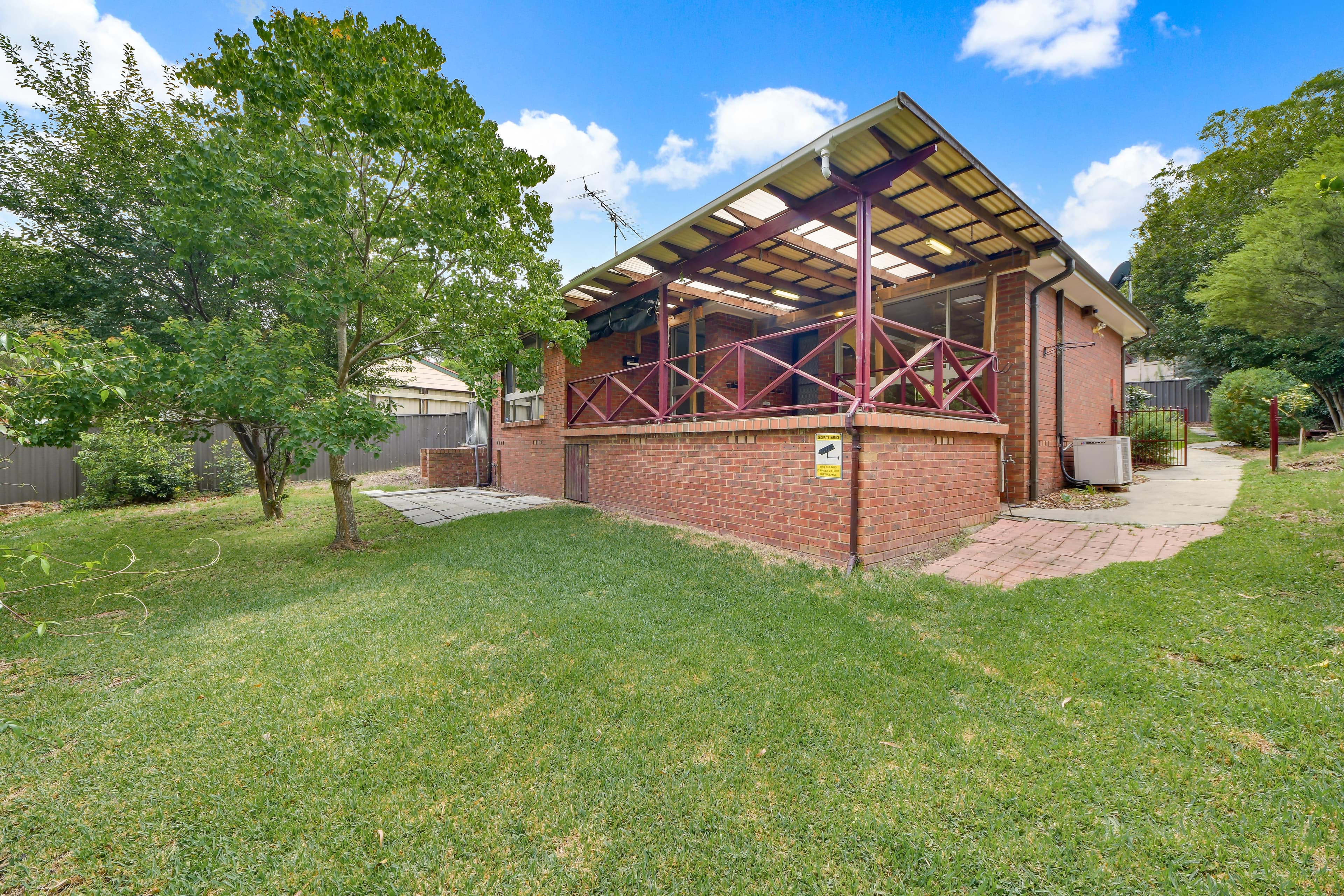 18 Bainbridge Avenue, Ingleburn - Image 1