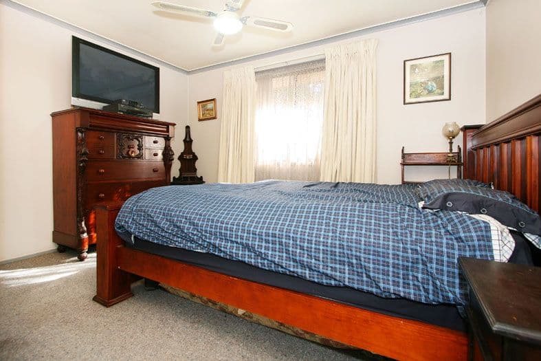 21 Penola Drive, SEVILLE VIC 3139, Seville - Thumbnail 6