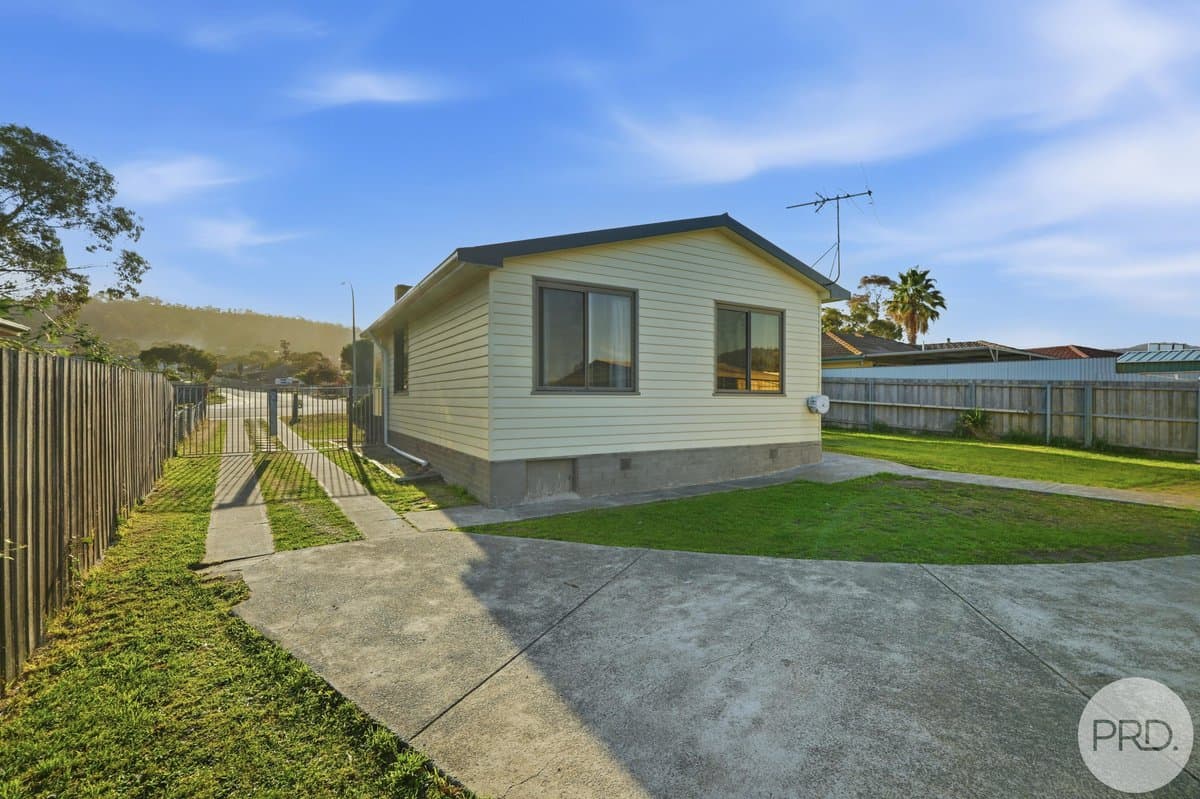 86 Duntroon Drive, ROKEBY TAS 7019, Rokeby - Thumbnail 2