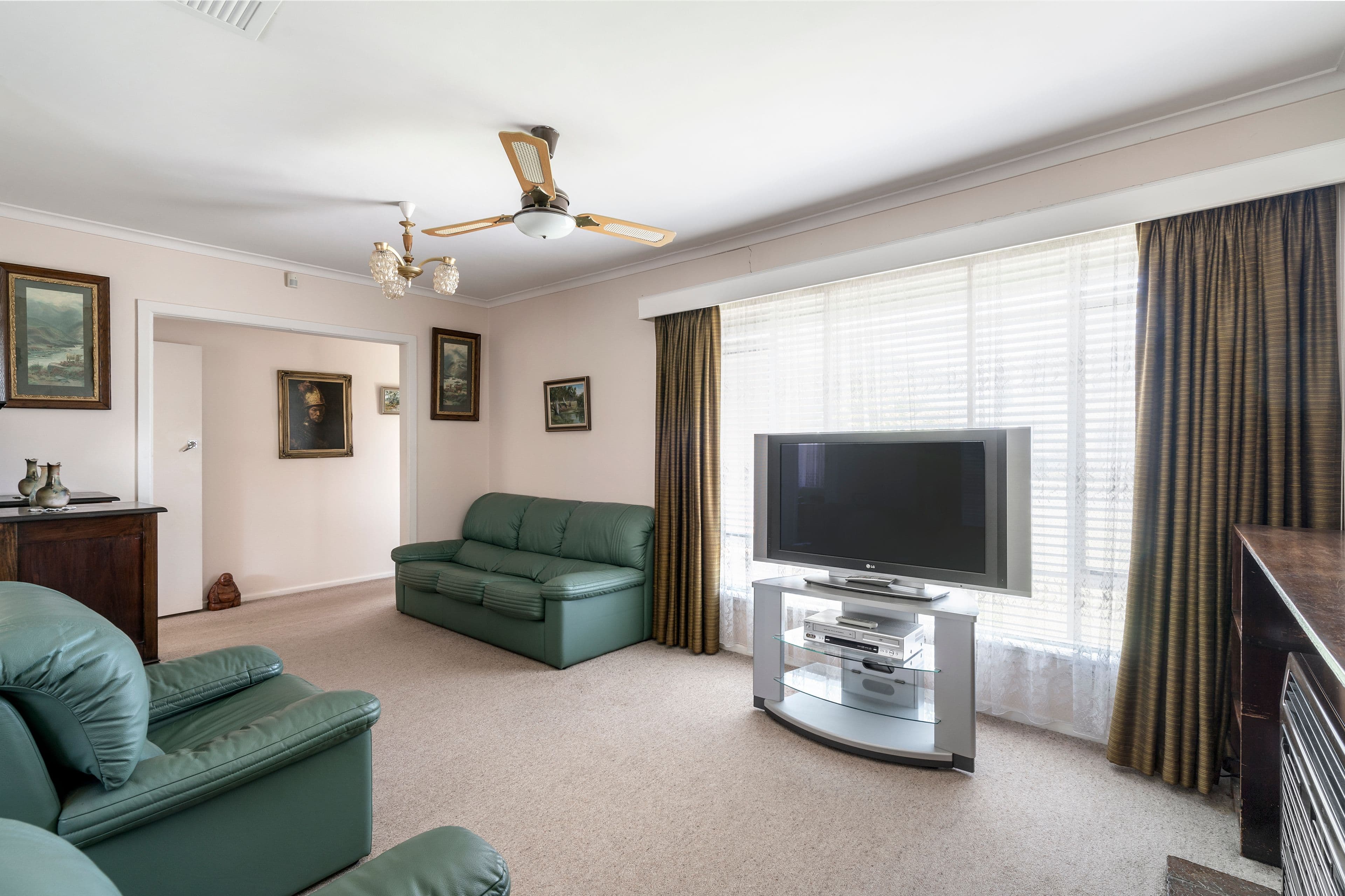 4 Pollard Court, Altona VIC 3018, Altona - Thumbnail 3