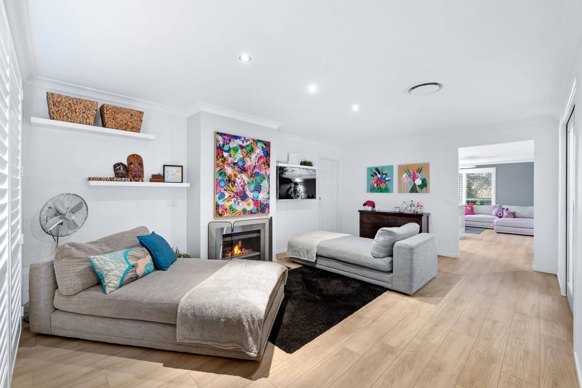 49 The Lakes Drive, Glenmore Park NSW 2745, Glenmore Park - Thumbnail 2