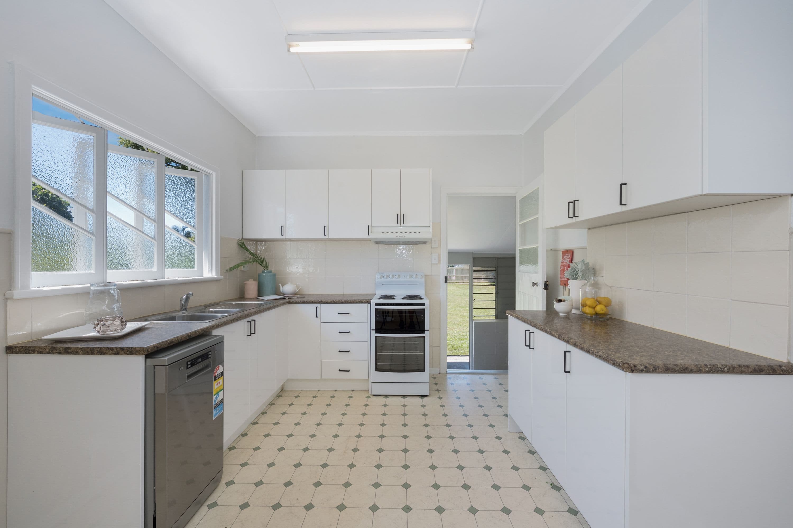 14 Tertius Street, Mundingburra QLD 4812, Mundingburra - Thumbnail 4