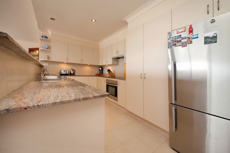 12 Lyndel Close, SOLDIERS POINT NSW 2317, Soldiers Point - Thumbnail 4
