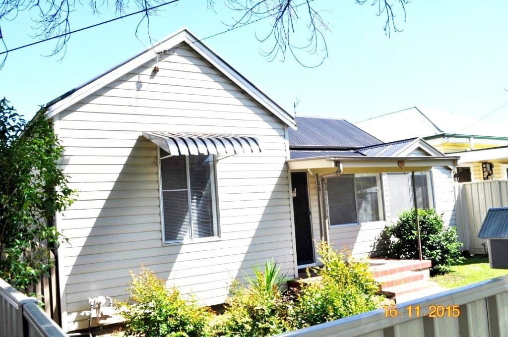 63 Berthong Street, Cootamundra - Image 1