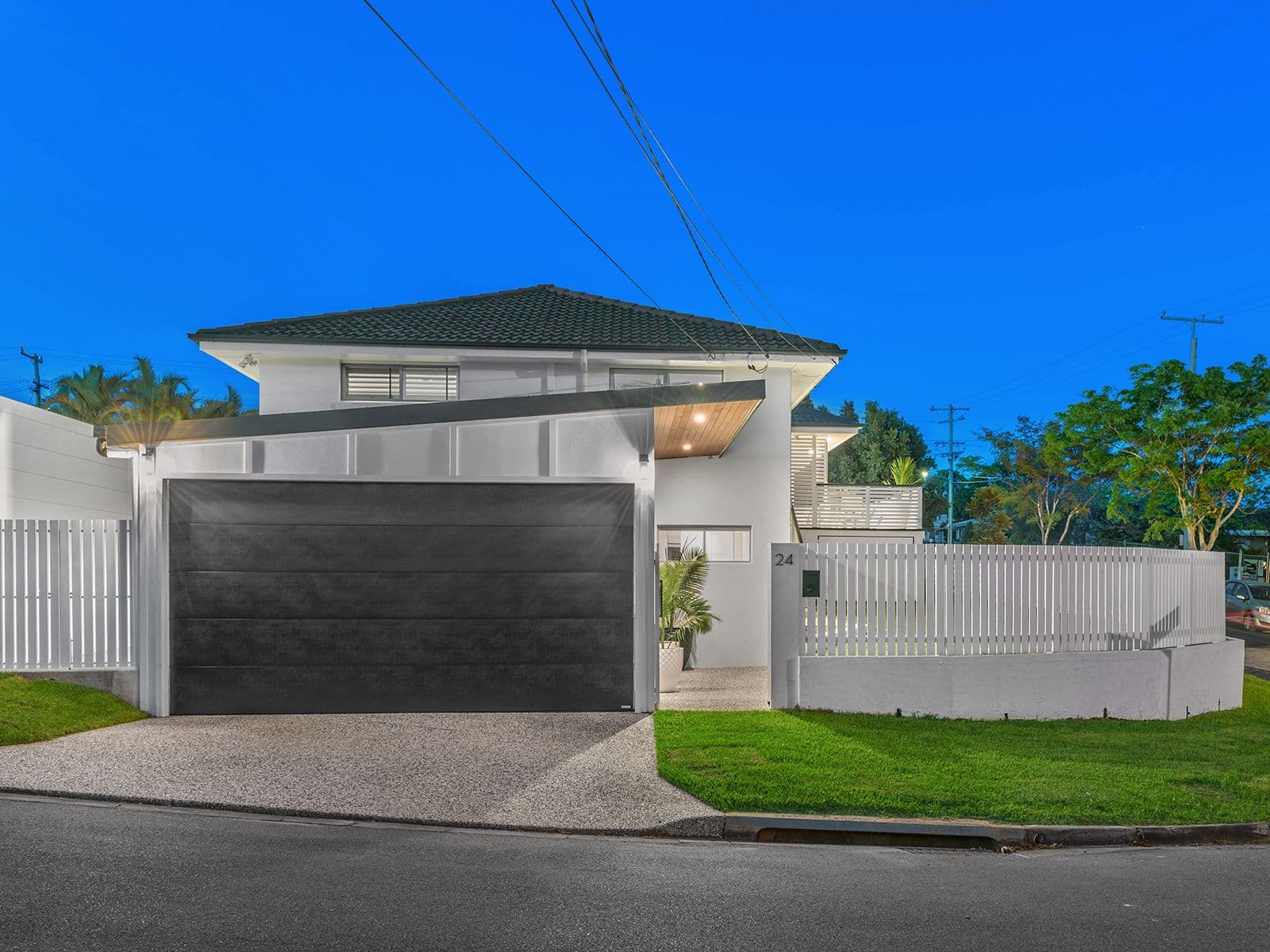 24 Mirang Street, Mansfield QLD 4122, Mansfield - Thumbnail 2