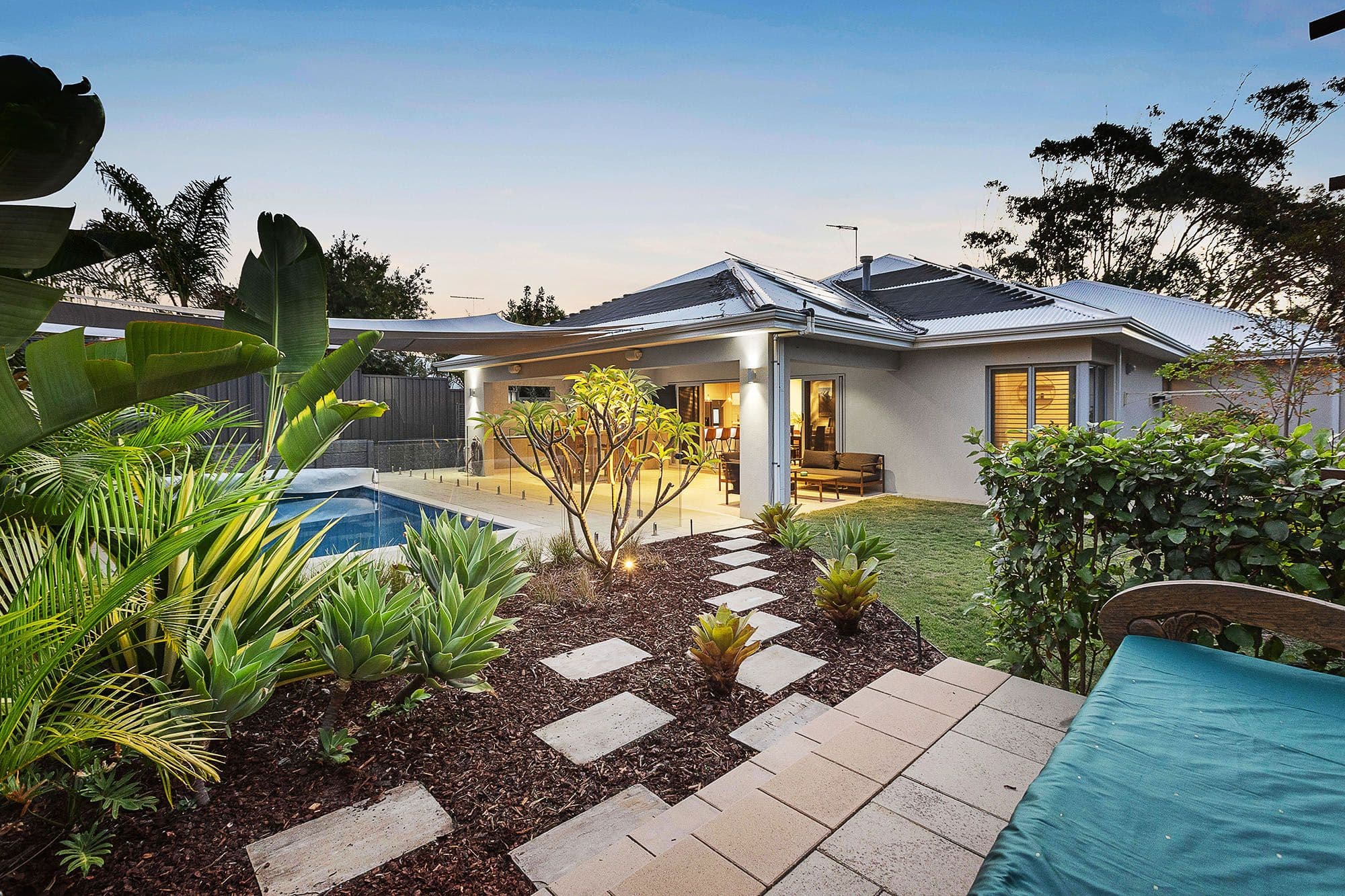 34 Kempenfeldt Avenue, Sorrento WA 6020, Sorrento - Thumbnail 3