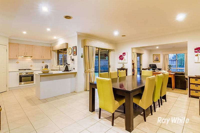 1 Carabeen Way, Lyndhurst VIC 3975, Lyndhurst - Thumbnail 2