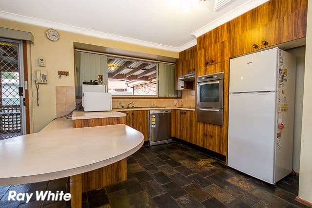 25 Cree Crescent, GREENFIELD PARK NSW 2176, Greenfield Park - Thumbnail 2
