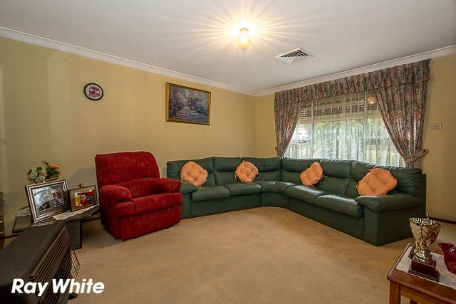25 Cree Crescent, GREENFIELD PARK NSW 2176, Greenfield Park - Thumbnail 3