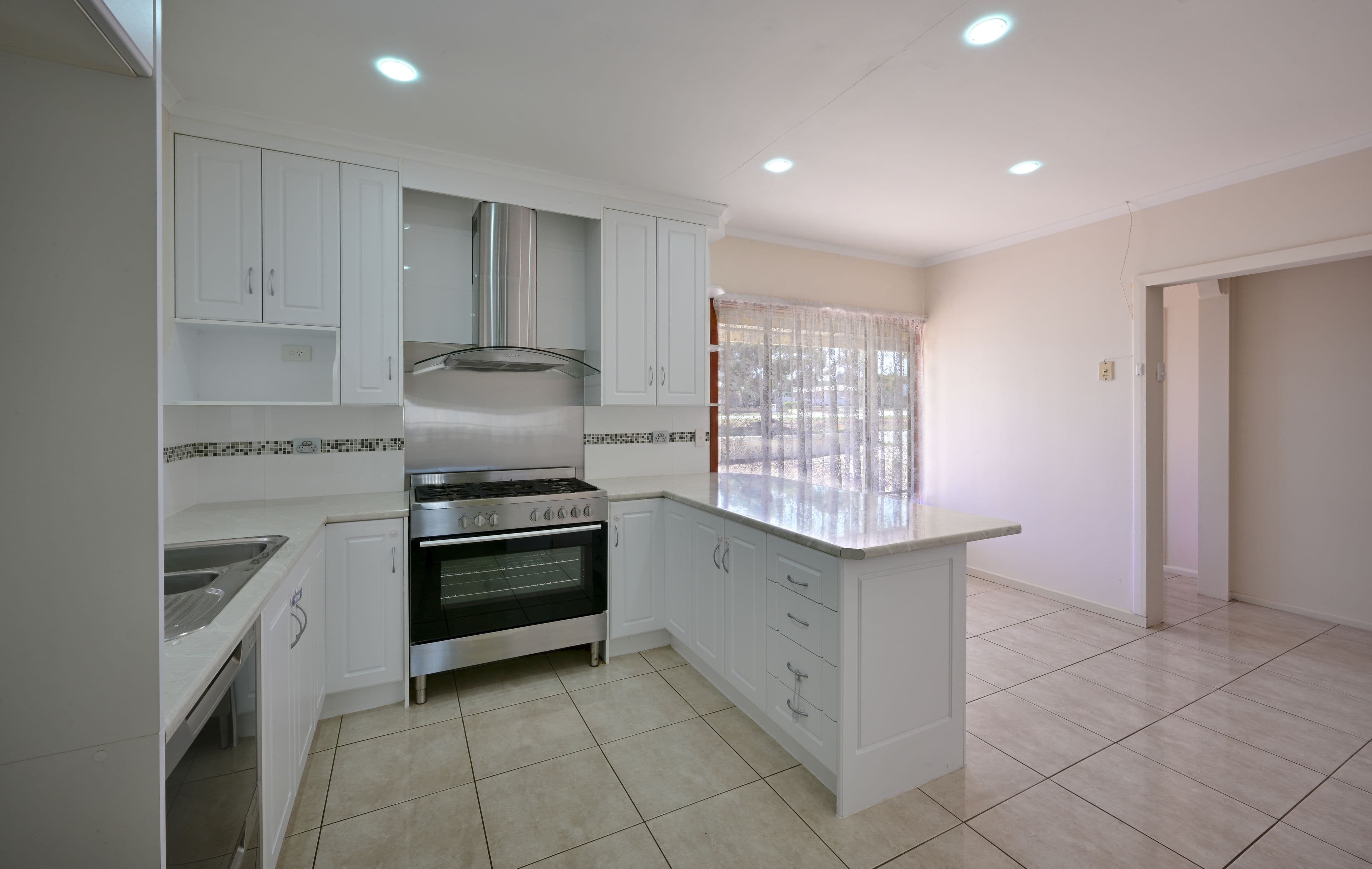181 Jenkins Avenue, Whyalla Norrie SA 5608, Whyalla Norrie - Thumbnail 2