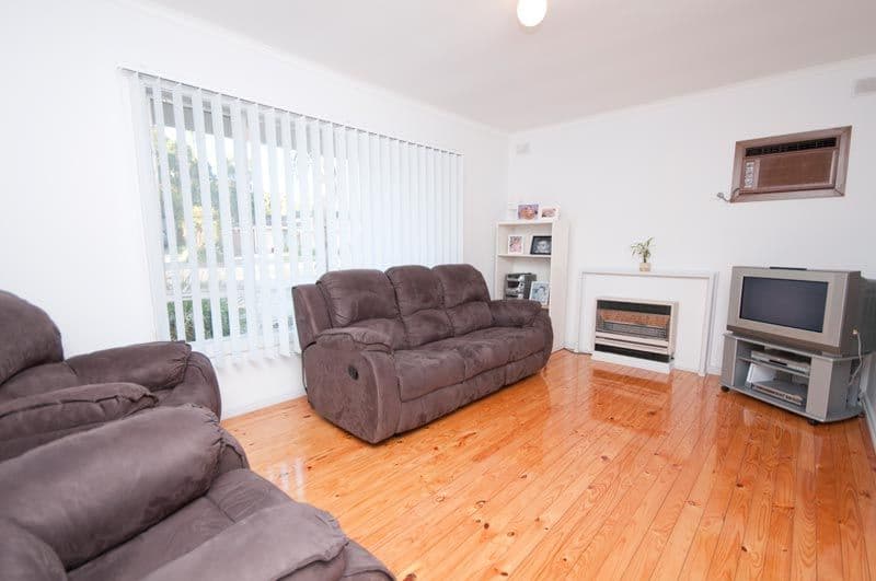 16 Conington Crescent, Morphett Vale SA 5162, Morphett Vale - Thumbnail 6