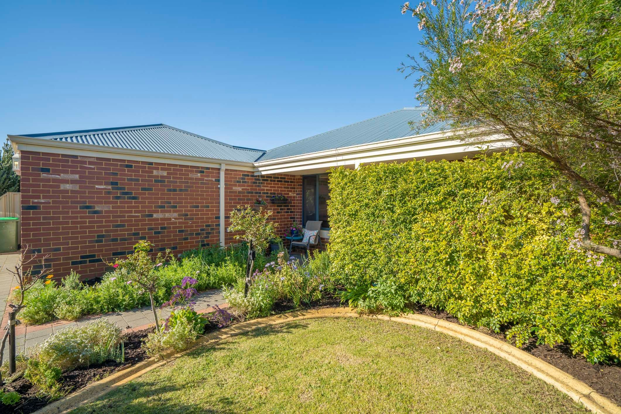 8 Barjadda Street, Byford WA 6122, Byford - Thumbnail 2