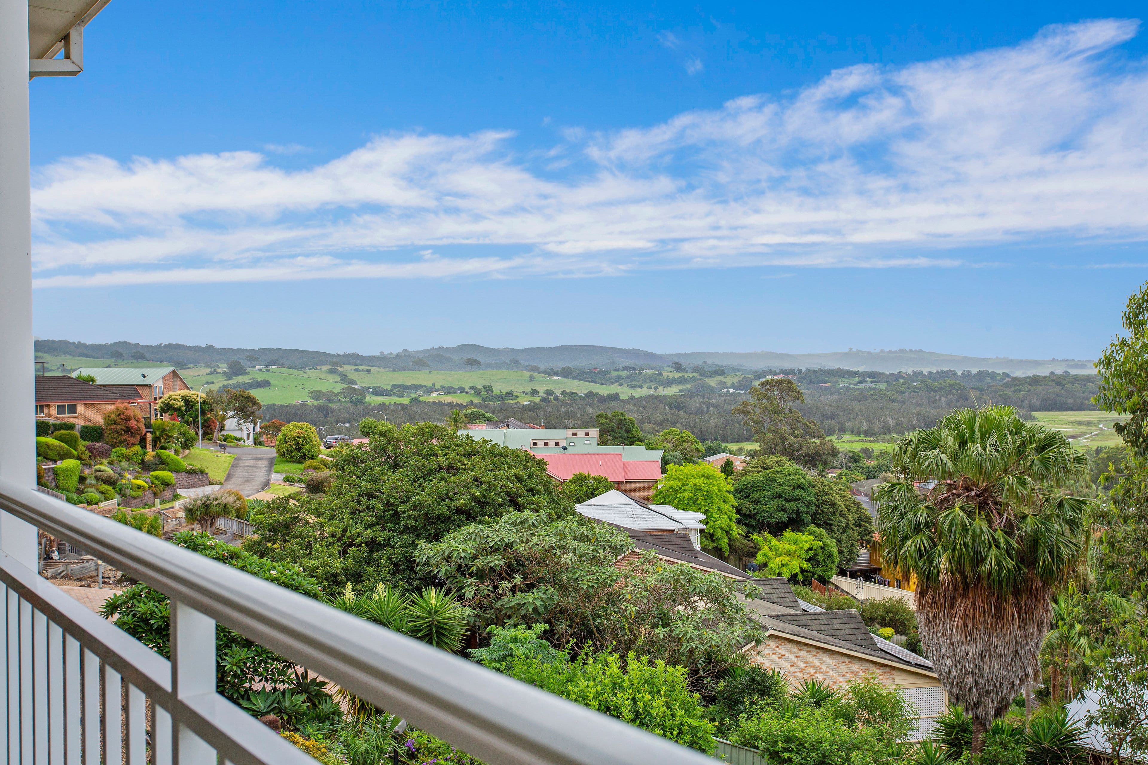 28 Michael Crescent, Kiama Downs NSW 2533, Kiama Downs - Thumbnail 2