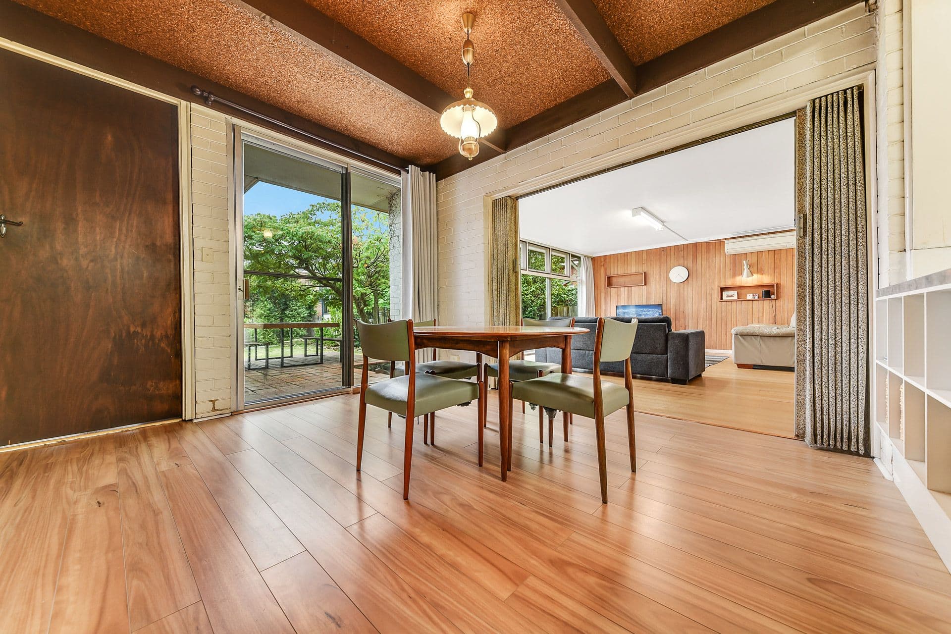 11 Winbourne Road, Mount Waverley VIC 3149, Mount Waverley - Thumbnail 8