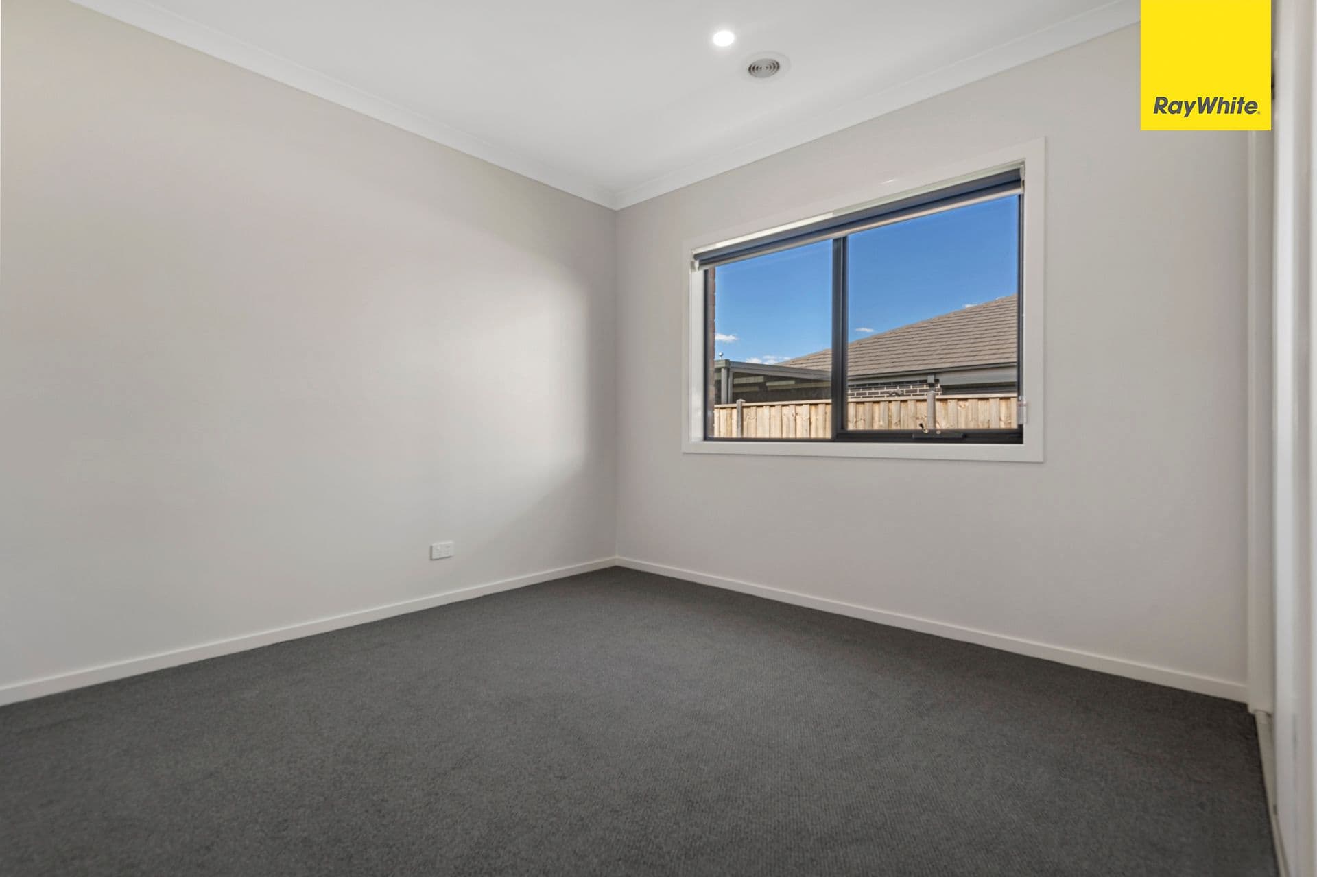8 Shangrala Road, THORNHILL PARK VIC 3335, Thornhill Park - Thumbnail 8