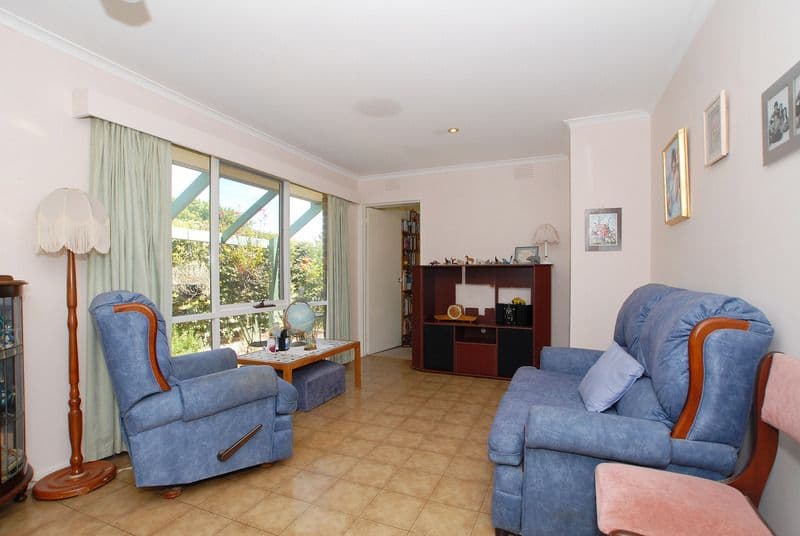 1 Emora Court, FRANKSTON VIC 3199, Frankston - Thumbnail 4