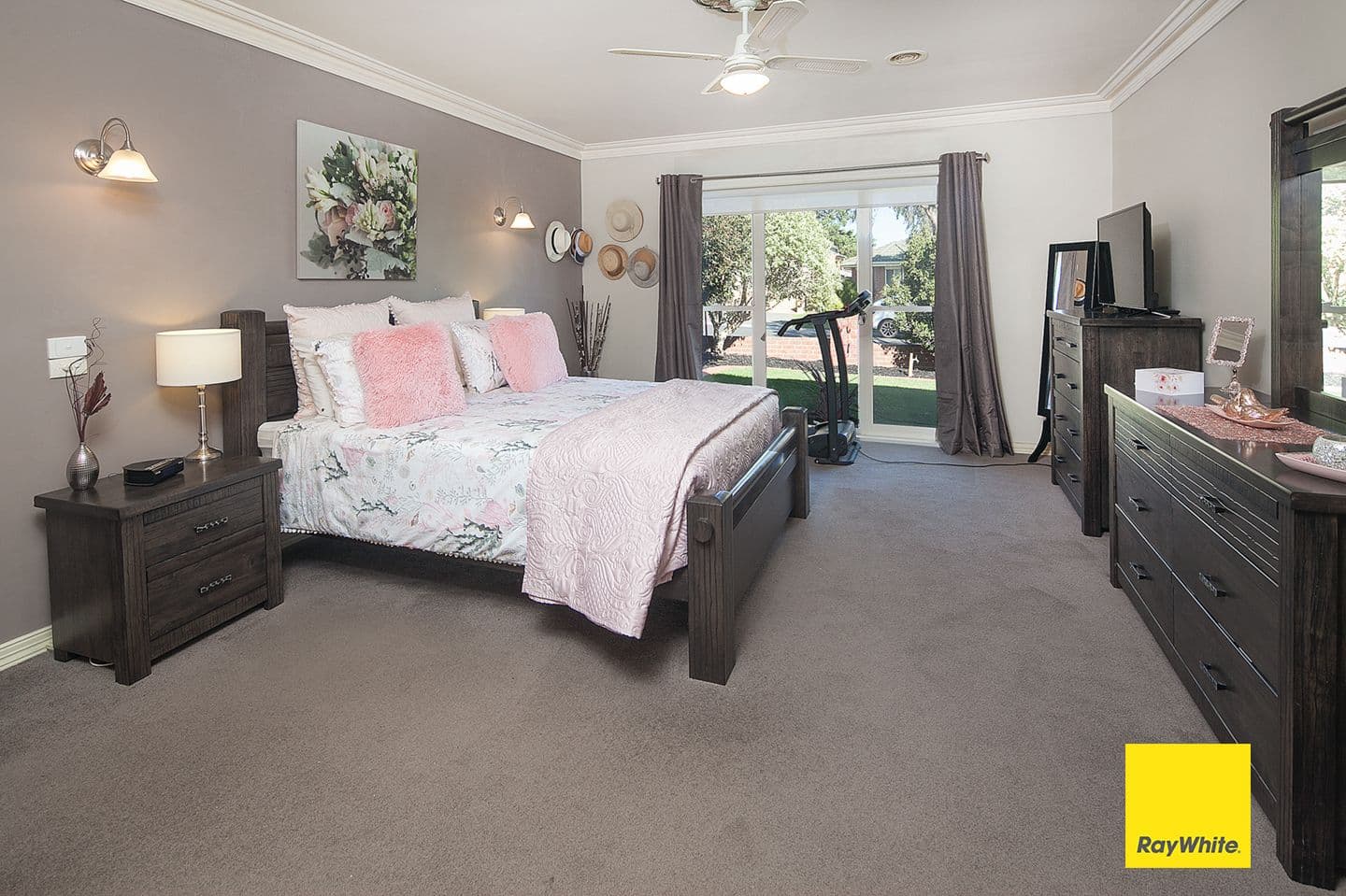 10 Trinity Drive, Langwarrin VIC 3910, Langwarrin - Thumbnail 4