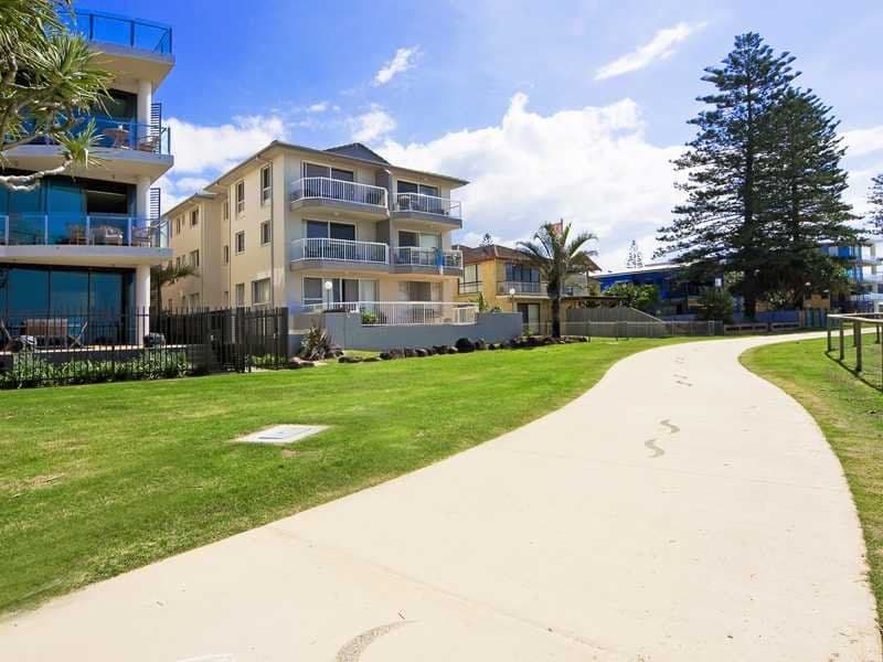 241 Golden Four Drive, BILINGA QLD 4225, Bilinga - Image 1