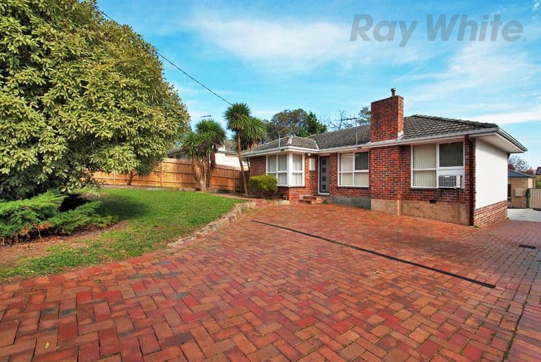 12 Bridges Avenue, MOOROOLBARK VIC 3138, Mooroolbark - Thumbnail 2