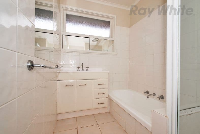 12 Bridges Avenue, MOOROOLBARK VIC 3138, Mooroolbark - Thumbnail 8