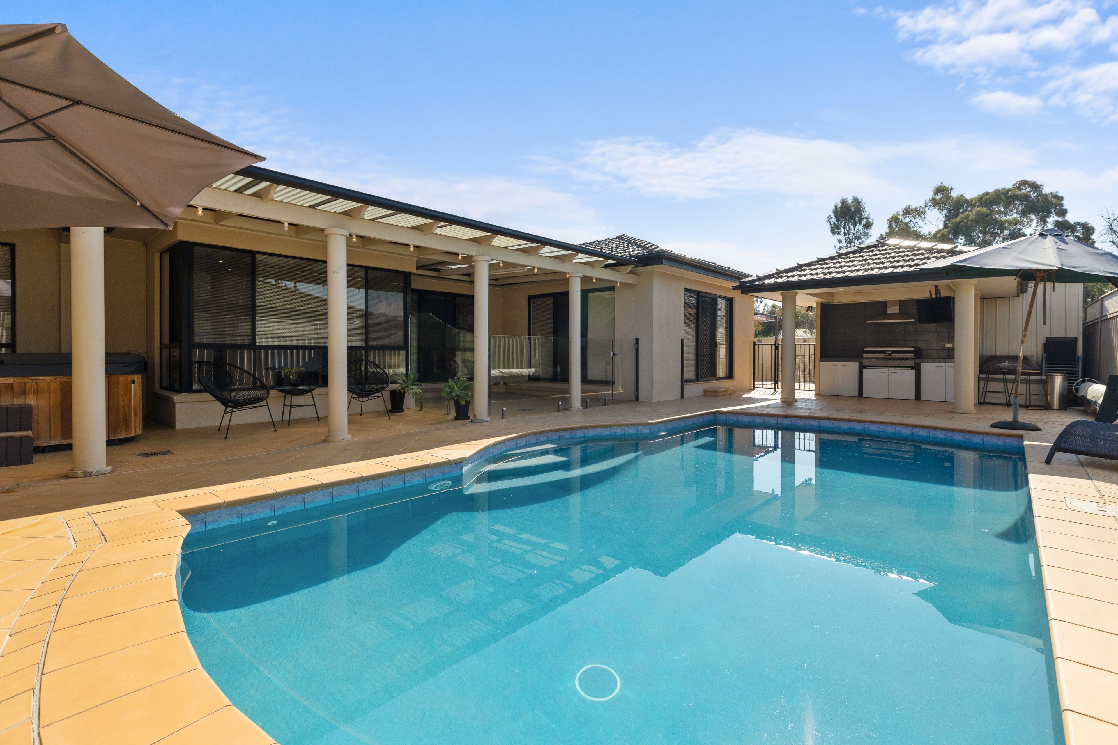 12 Coventry Place, Lake Albert NSW 2650, Lake Albert - Thumbnail 3